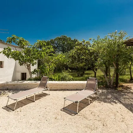 Holiday home Trulloleandro By Barbarhouse Cisternino